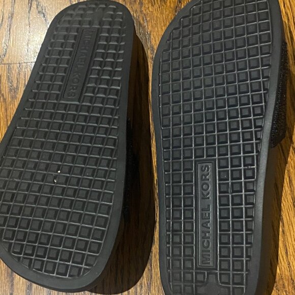 Michael Kors Slides - Picture 4 of 4